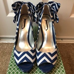 J. Reneé Blue Chevron Heels